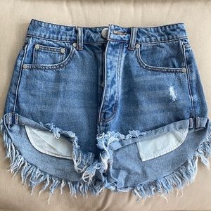 Vestique jean shorts